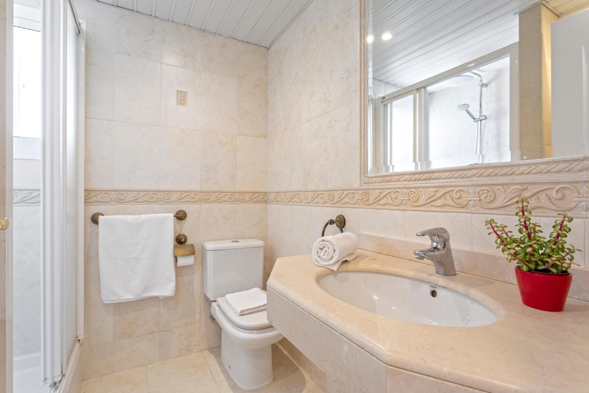 Sunstay Luxe Flat III Playamar Torremolinos Luaran gambar